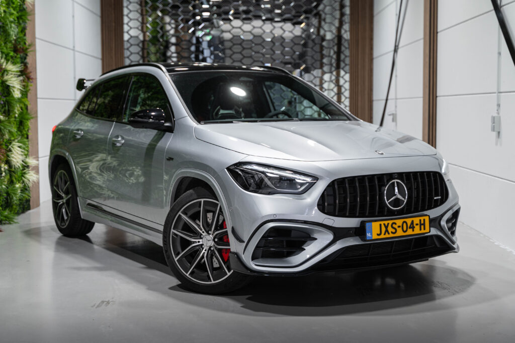 Mercedes-Benz AMG GLA 45S 4M+