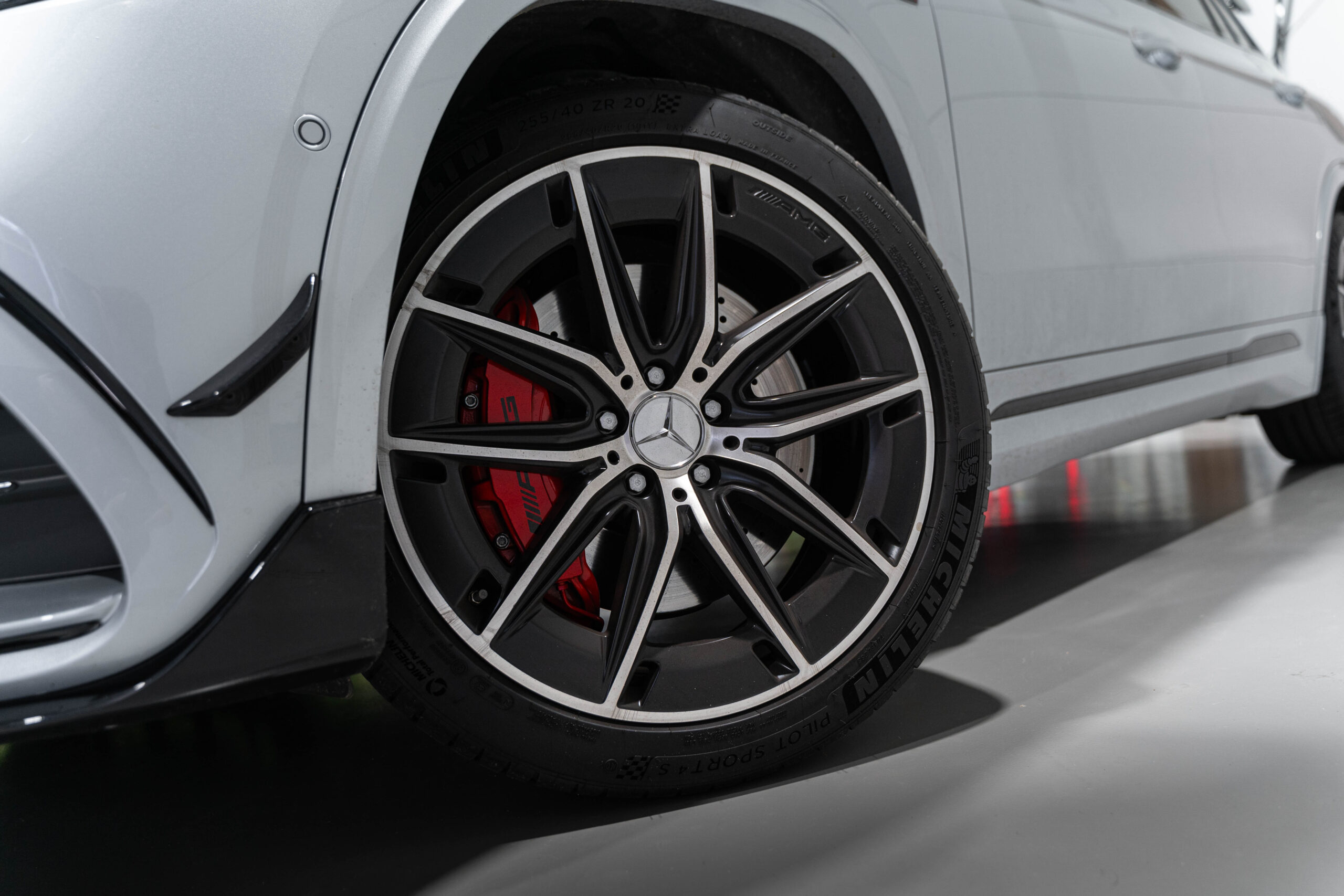 Mercedes-Benz AMG GLA 45S 4M+ - foto 9