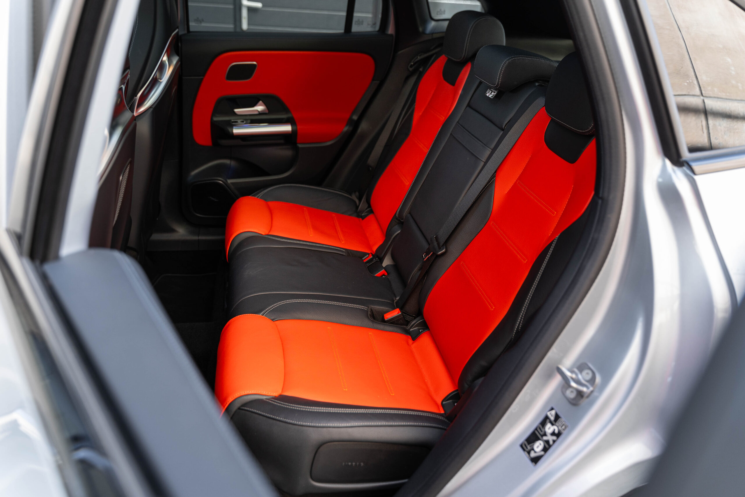 Mercedes-Benz AMG GLA 45S 4M+ - foto 16