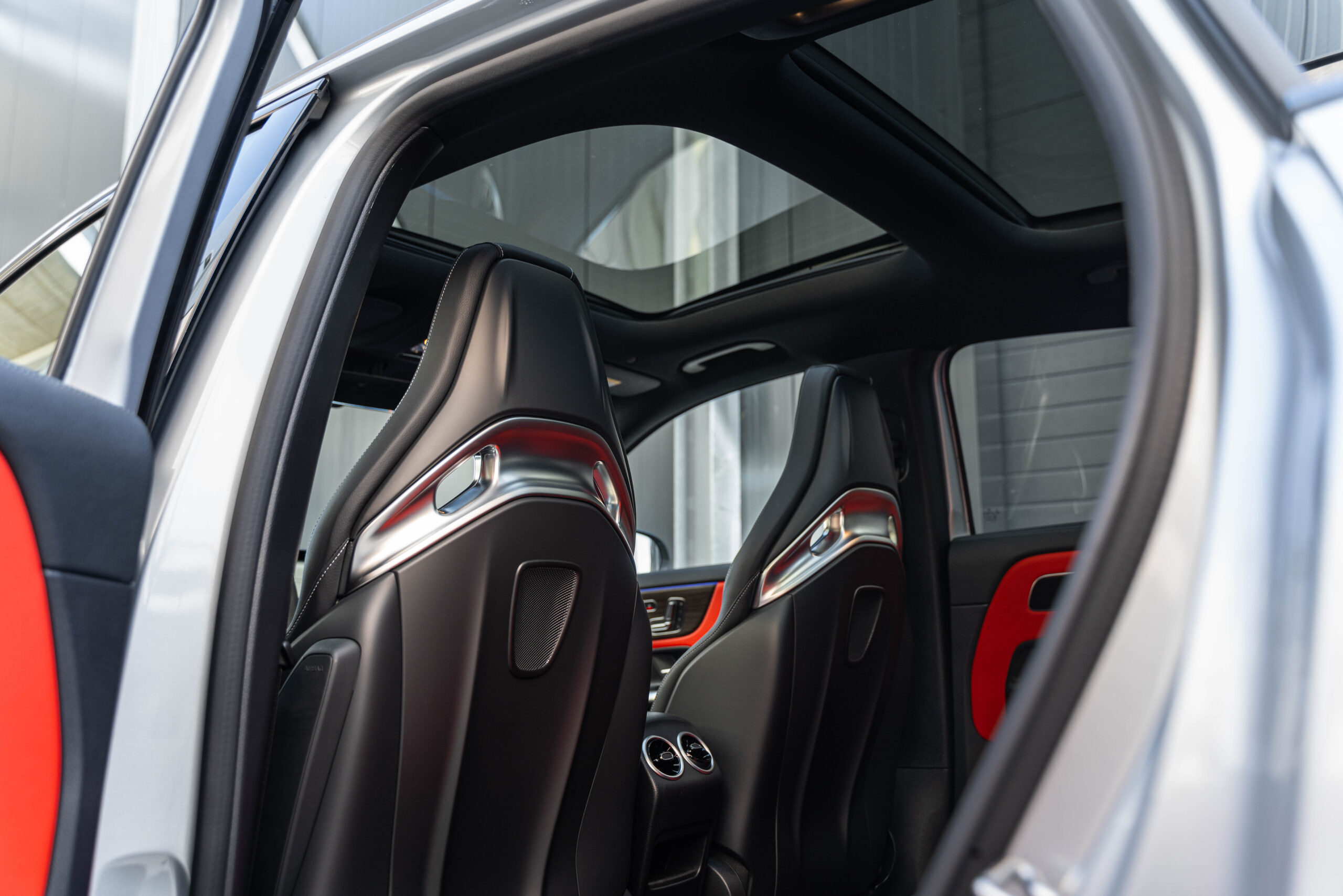 Mercedes-Benz AMG GLA 45S 4M+ - foto 17