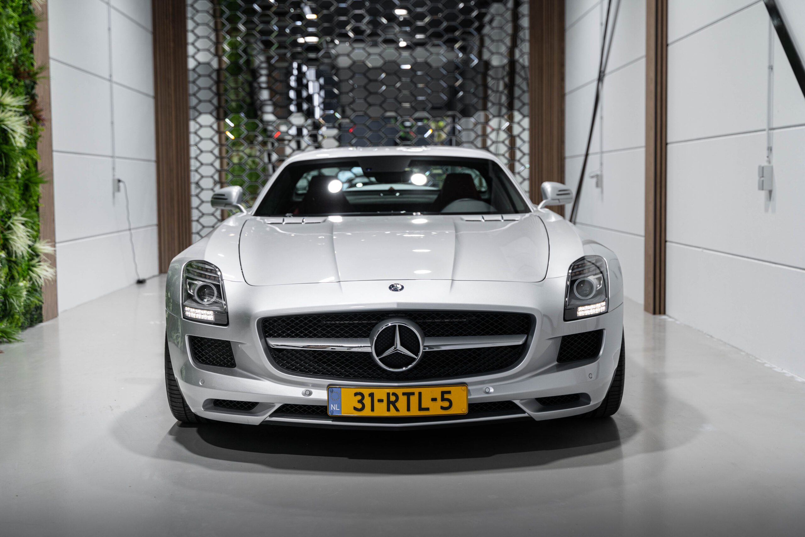Mercedes SLS AMG Coupe - foto 3