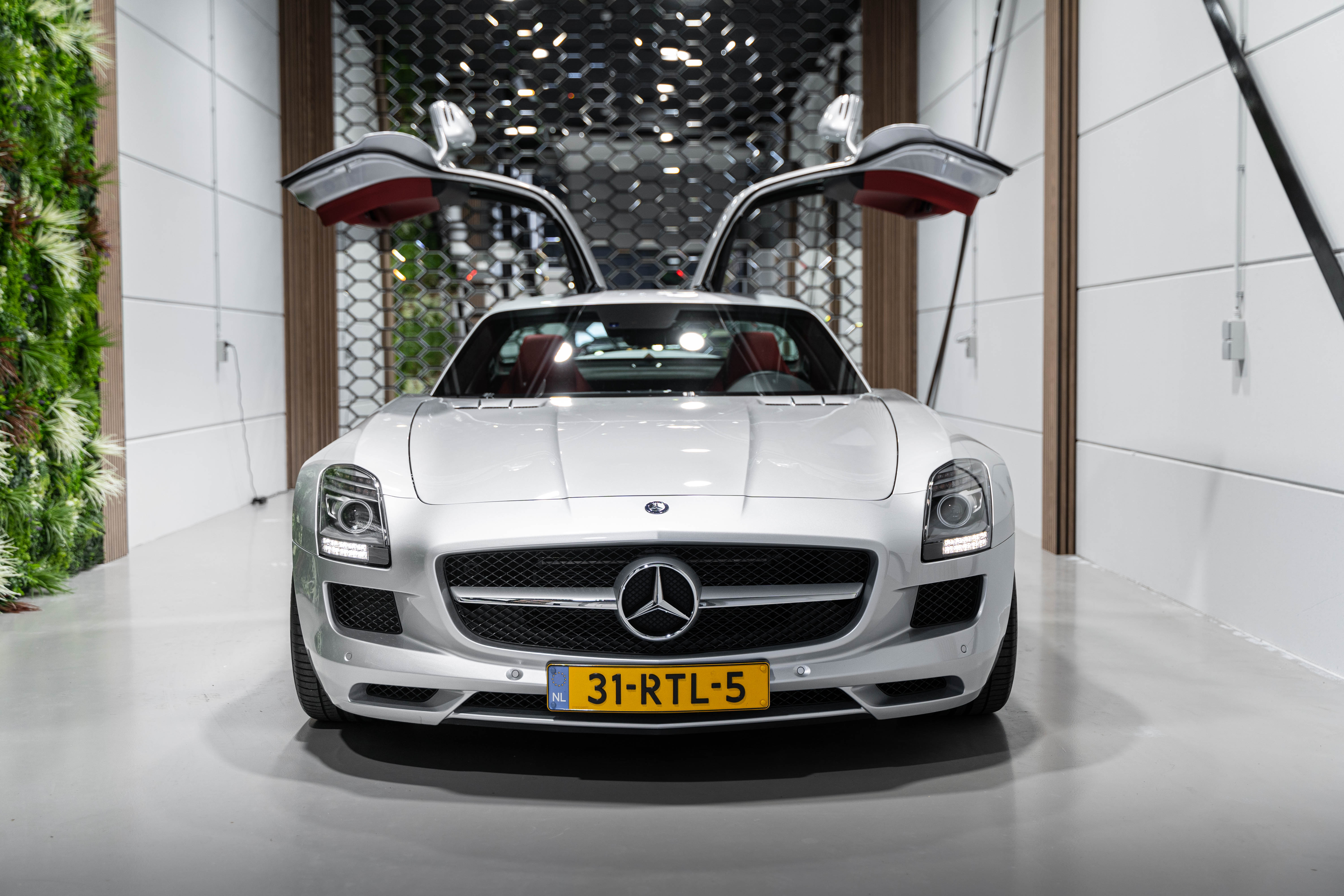 Mercedes SLS AMG Coupe - foto 6