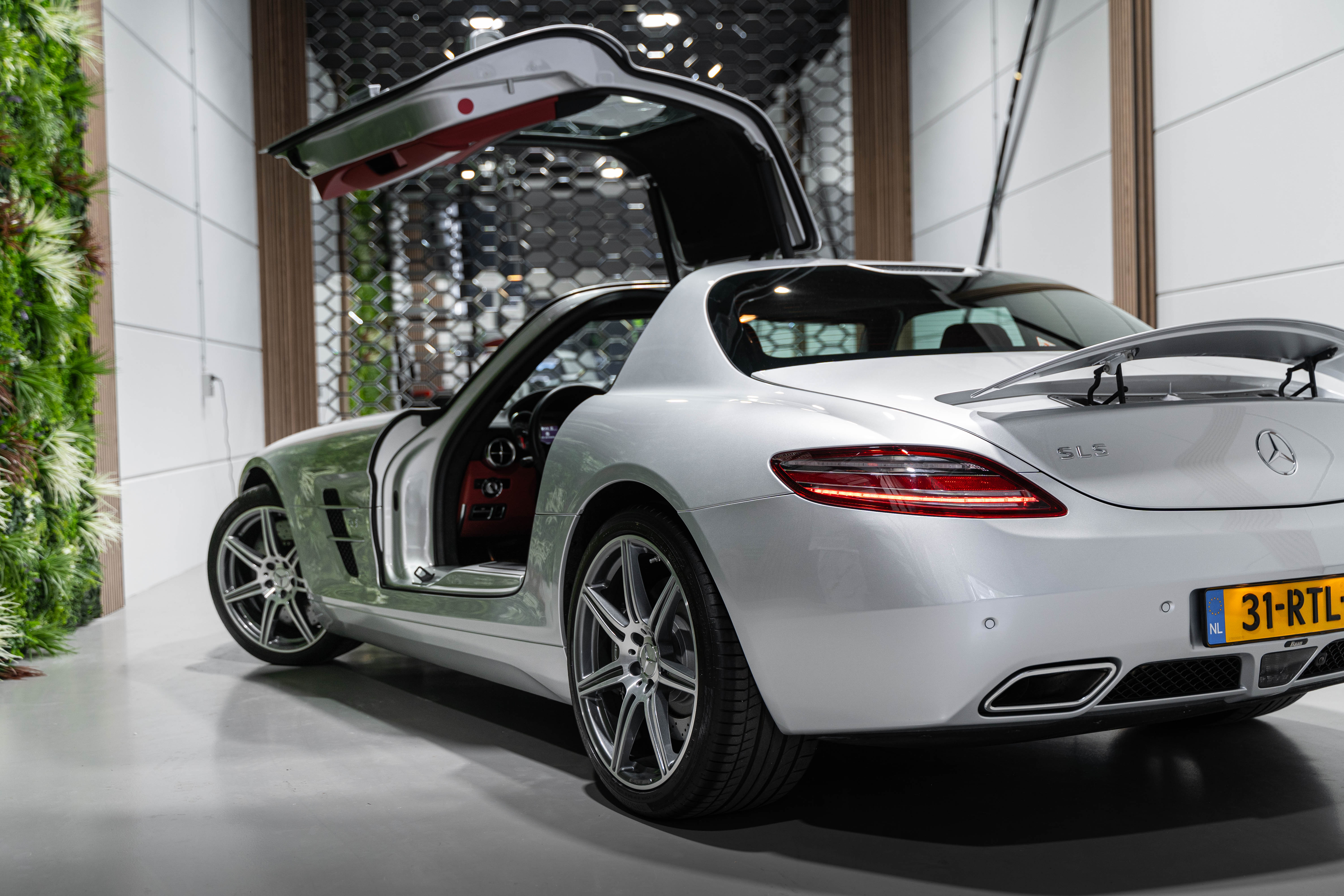 Mercedes SLS AMG Coupe - foto 8