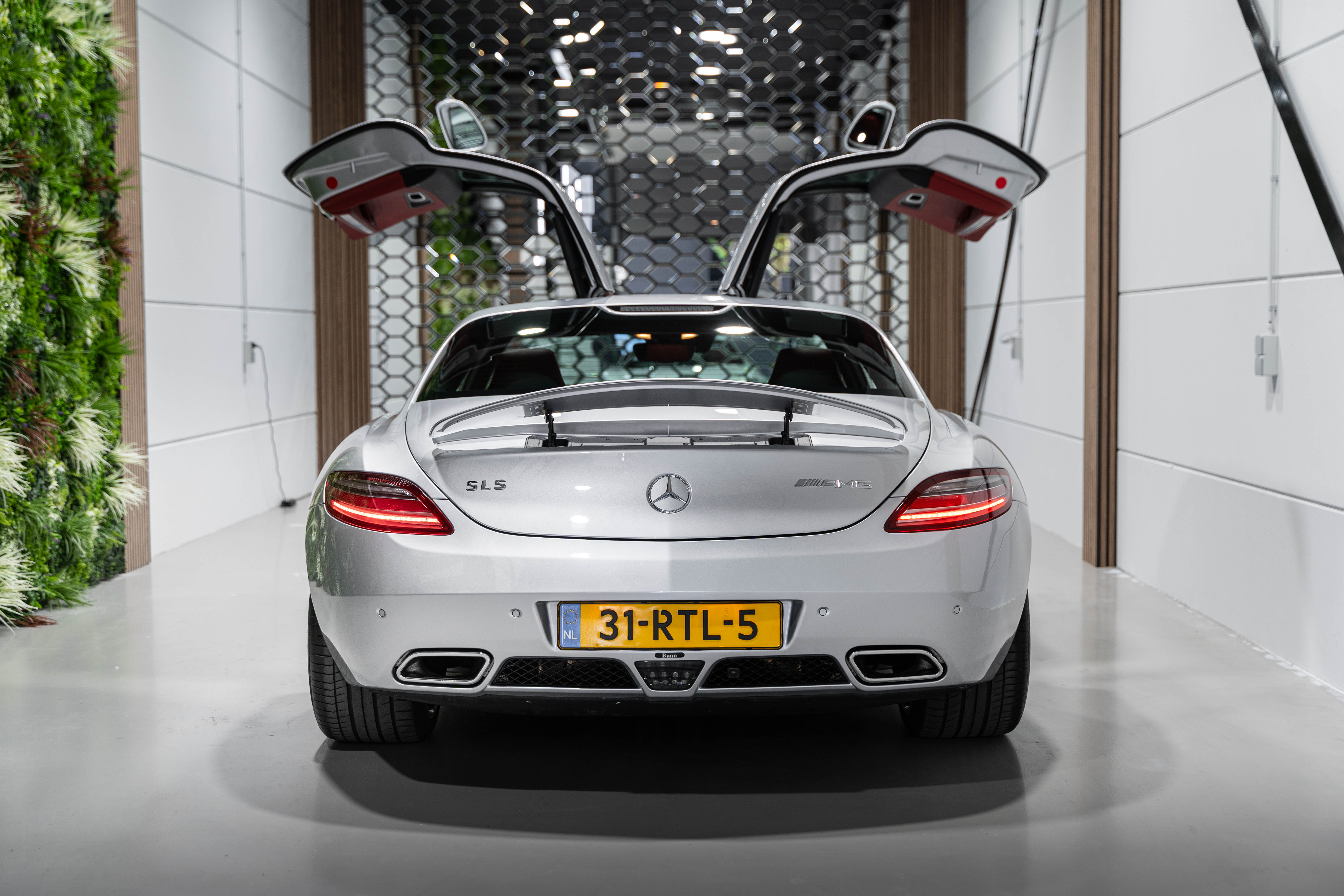Mercedes SLS AMG Coupe - foto 17